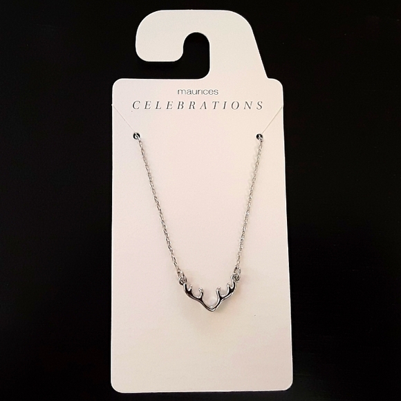 🆕️ Antler Pendant Necklace - Picture 4 of 4